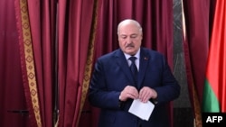 Аляксандар Лукашэнка галасуе на прэзыдэнцкіх выбарах, 26 студзеня 2025