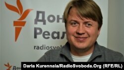 За словами Геруса, для задоволення вимог КСУ варто ухвалити новий закон, який змінить процедуру призначення членів НКРЕКП