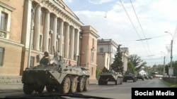 Нові сили російських військ входять у Крим, Керч, 7 серпня 2016 року
