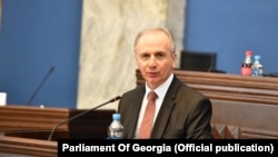 გოჩა ლორთქიფანიძე, 2020-21 წლებში საქართველოს იუსტიციის მინისტრი, 2021 წლიდან არის ჰააგის სასამართლოს მოსამართლე