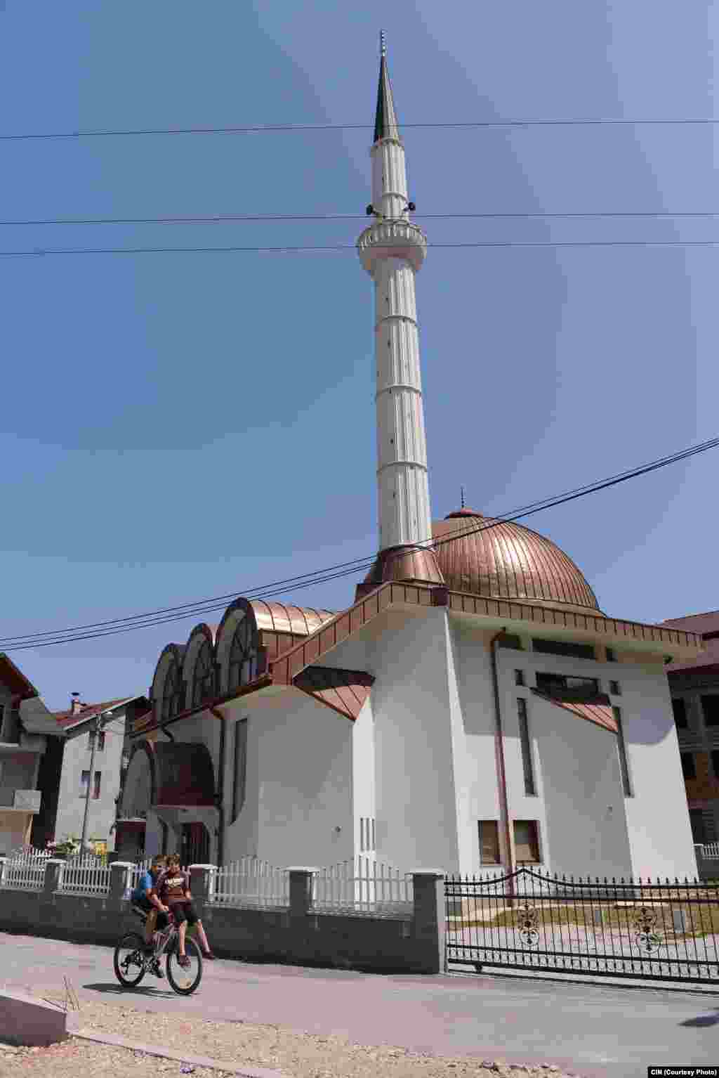 Naser Kelmendi je donirao 100.000 KM za džamiju na Plandištu, ali nije dobio zahvalnicu Medžlisa Islamske zajednice u Sarajevu.