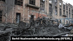 რუსეთის ჯარების მასირებული შეტევის შედეგად განადგურებული თბოელექტროსადგური კიევის დარნიცის რაიონში. 2026 წლის 4 თებერვალი