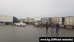 Хилокский рынок. Новосибирск.