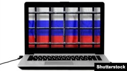 Эксперты считают, что с помощью технологий и штрафов Кремль способен добиться существенного сокращения доступности независимых медиа для россиян