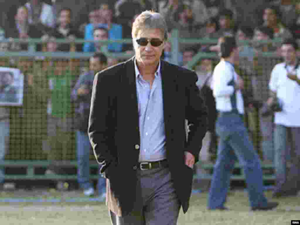 حجازی، مربی فوتبال