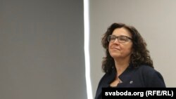 Сёньня Юліі Слуцкай і іншым фігурантам справы "Прэс-клюбу" працягнулі арышт яшчэ на два месяцы