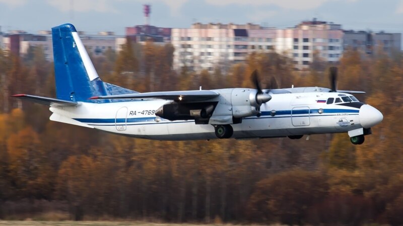 V Rusiji strmoglavilo potniško letalo, vseh 49 ljudi umrlo