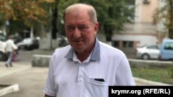 Ильми Умеров перед заседанием суда, 6 сентября 2017 года