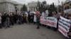 Новосибирск: зоозащитники провели митинг против жестокости и коррупции