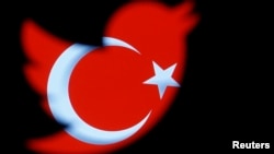 Эрдоган буга чейин Facebook менен YouTube сайттарына да тыюу салууну буйруганы белгилүү.