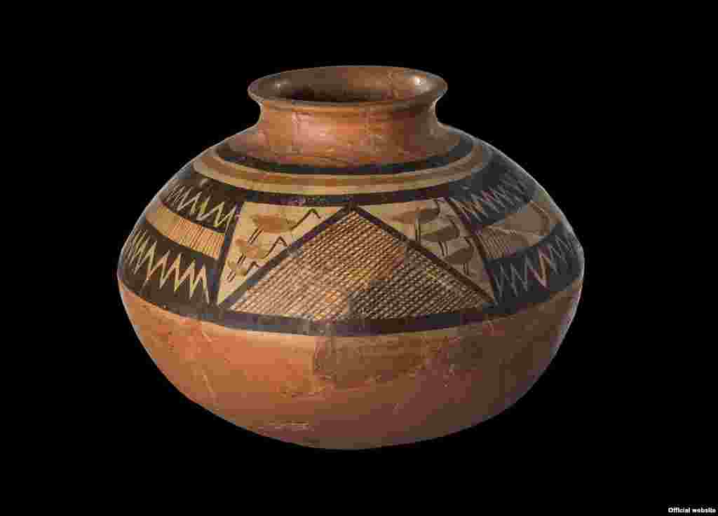 Vas ceramic, Haftawan Tappe, mileniul al II-lea î.e.n.
