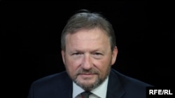 Борис Титов.