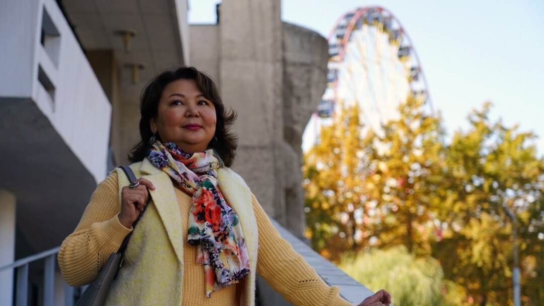 Интернетте тегін порно көру Мен онлайн мастурбацияға кеттім.