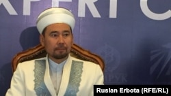 ҚМДБ төрағасының орынбасары Серікбай Ораз. Астана, 10 маусым 2016 жыл.
