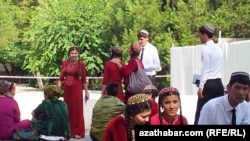 Türkmen studentleri