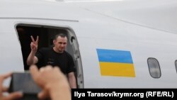 Освобожденный Олег Сенцов в аэропорту «Борисполь», 7 сентября 2019 года