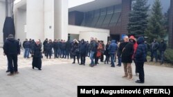 Radnici "Zenicatransa" su se proteklih dana okupljali i ispred zgrade gradske uprave