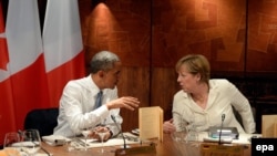 Presidenti Barack Obama dhe Kancelarja Angela Merkel