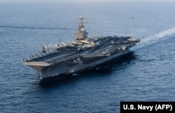 Авианосец "Авраам Линкольн" в Аравийском море в 2019 году