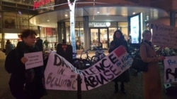 Протест против фильма "ДАУ. Наташа" в Берлине. Фото Нуне Барсегян