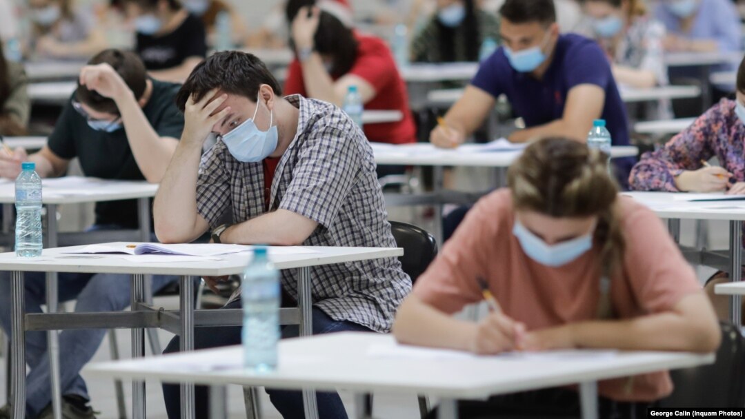 Examen în România, poză generică