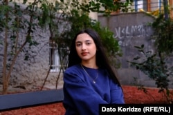 ელმინაზ ოსმანოვა