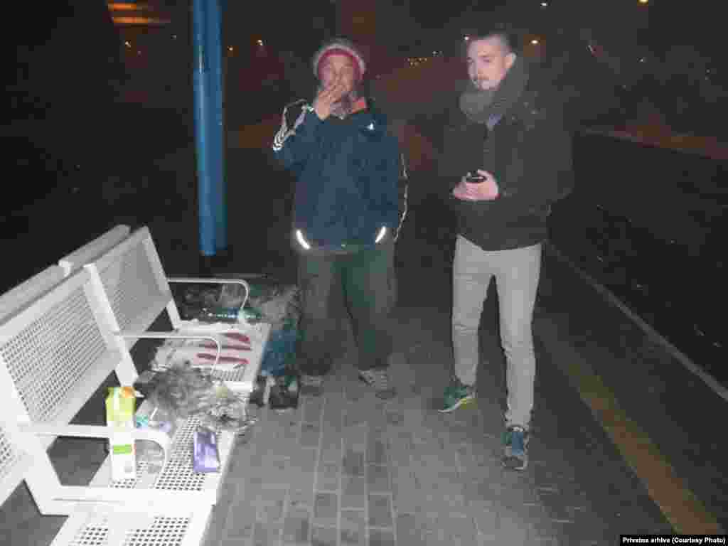 Blažej,&nbsp; student iz Krakova (desno), jedini koji je na pešačenju dugom 740 km, pitao da li im je nešto potrebno...