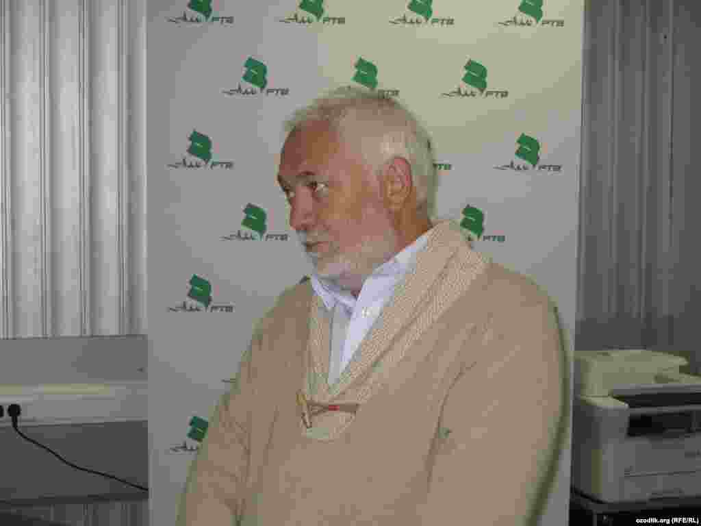 АЛ РТВ режисс&euml;ри ва муҳаррири Орифжонов Рустам