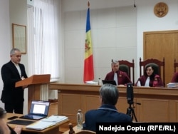 Vladimir Plahotniuc a fost adus silit la procesul de judecată al lui Igor Dodon, 17 februarie 2026.