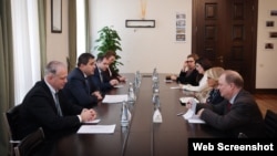 ევროსაბჭოს მონიტორინგის კომიტეტის მომხსენებლების შეხვედრა "ქართული ოცნების" წევრებთან. 2025 წლის 11 ნოემბერი. თბილისი, საქართველოს პარლამენტი