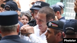 Armenia - Supporters greet jailed opposition leader Gagik Tsarukian outside an Investigative Committee building in Yerevan, July 24, 2026.