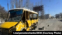 Последствия российского воздушного удара по маршрутному автобусу в Херсоне. 11 марта 2026 года