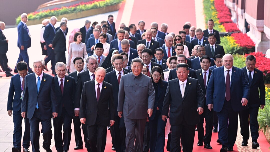 Секс көріністері x f цензурасыз Баламен жыныстық қатынас