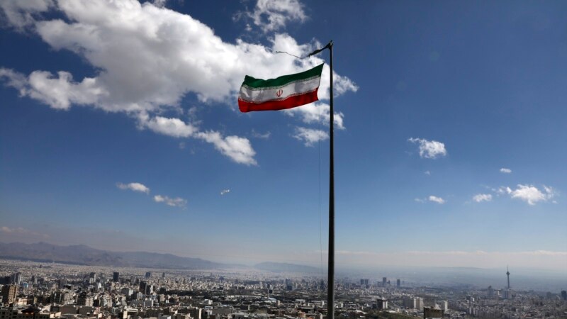 ایران: که د وسلو پلورلو بندیز وغځېږي د اټمي وسلو د خپرېدو د مخنیوي له تړونه وځو