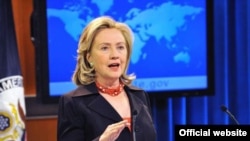 U.S. -- Secretary of State Hillary Clinton delivers remarks on the Country Reports on Human Rights Practices for 2010 in the Press Briefing Room at the State Department in Washington,DC, 08Apr2011