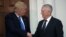 Дональд Трамп (л) и Джеймс Мэттис (п)