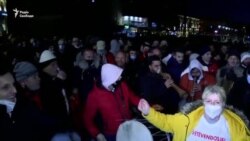 У Косові прихильники лівонаціоналістичної партії святкують перемогу на виборах до парламенту