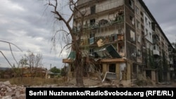 Зруйновані житлові будинки в Костянтинівці на Донеччині, вересень 2025 року