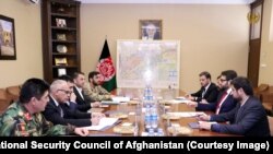 د افغانستان د امنیتي او دفاعي ارګانونو مشرانو غونډه.