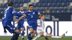 Bosnia and Herzegovina -- Soccer Football - UEFA Nations League - League A - Group 1 - Bosnia and Herzegovina v Italy - Stadium Grbavica, Sarajevo, Bosnia and Herzegovina - November 18, 2020 Italy's Andrea Belotti in action with Bosnia and Herzegovina's A