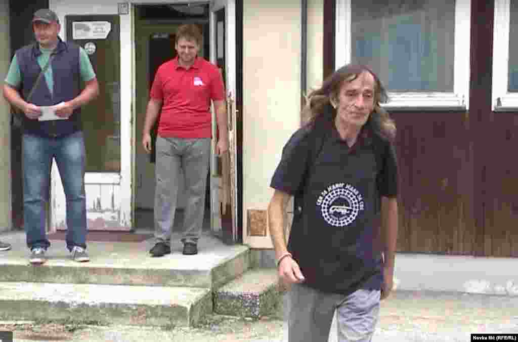 Nebojša polazi iz Užica