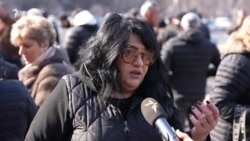 Փոքր ու միջին բիզնես ունեցողներն արդեն երրորդ շաբաթն է հավաքվում են Կառավարության շենքի առջև
