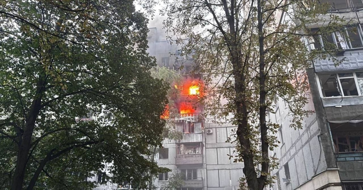 Жалаңаш қайырлы таң жүргізушілер