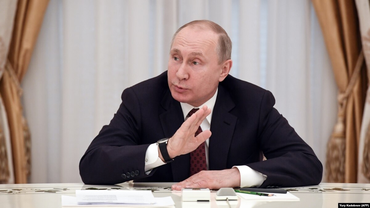 Смотреть - Пенс: Россия — одна из главных угроз всему миру видео Смотрите - Пенс: Россия — одна из главных угроз всему миру видео
