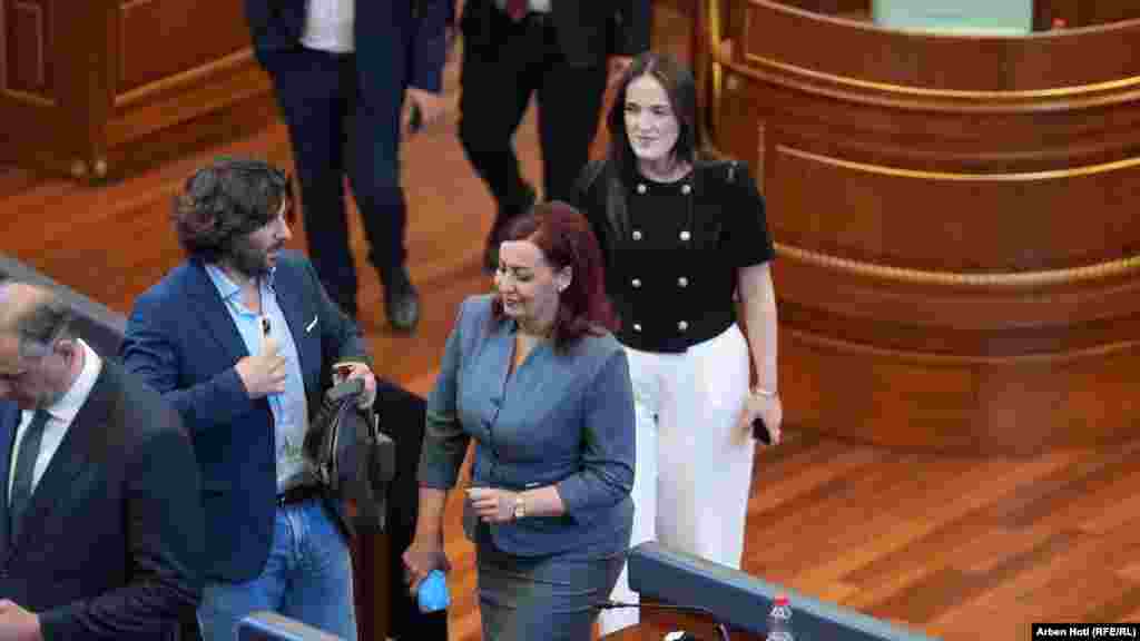 Deputetja nga komuniteti boshnjak, Emilja Rexhepi në Kuvendin e Kosovës. 