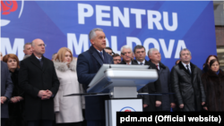 Echipa Partidului Democrat, în frunte cu liderul Vladimir Plahotniuc, în timpul campaniei electorale din ianuarie 2019