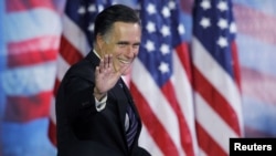 Митт Ромни АҚШ-тағы президент сайлауы кезінде. Массачусетс, 7 қараша 2012 жыл.
