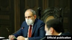 Armenian Prime Minister Nikol Pashinian at a government session (file photo)