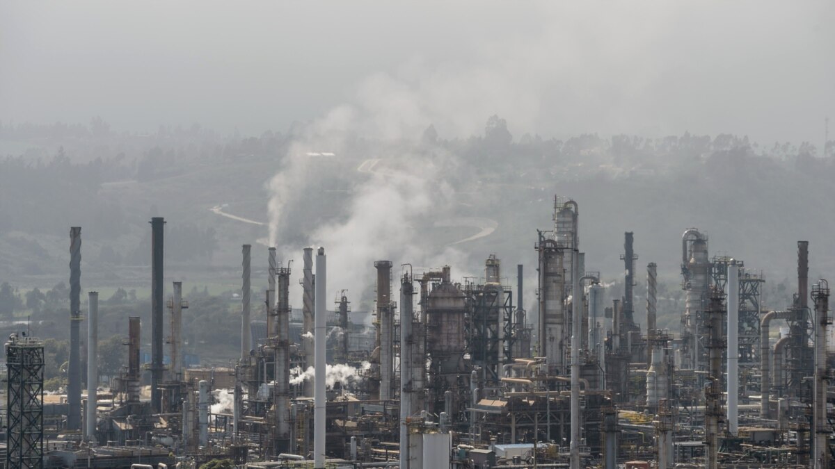 Chile Probes Possible Iranian Oil Link To Dangerous Fumes