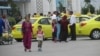 После выговора главе МВД в Ашхабаде началась "охота" на частных таксистов 